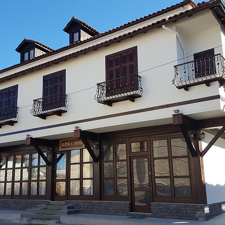 Hotel Bujtina E Bardhe Korce Exterior foto